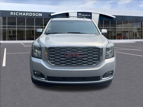 Used 2019 GMC Yukon XL Denali w/ Denali Ultimate Package image 9