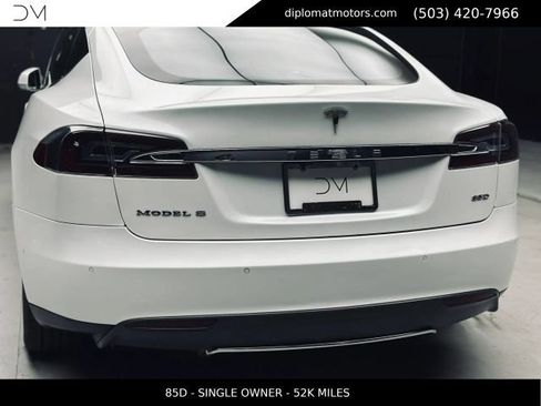 Used 2015 Tesla Model S 85D AWD/4WD image 15