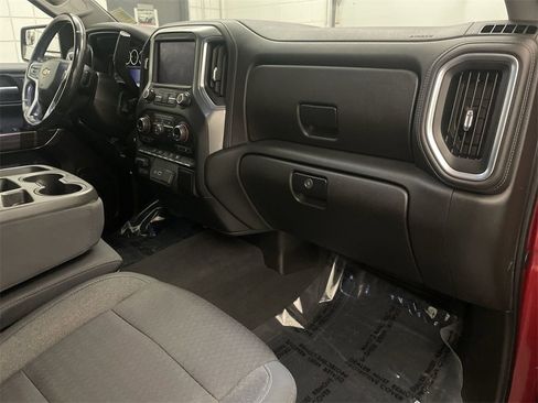 Used 2019 Chevrolet Silverado 1500 LT image 21