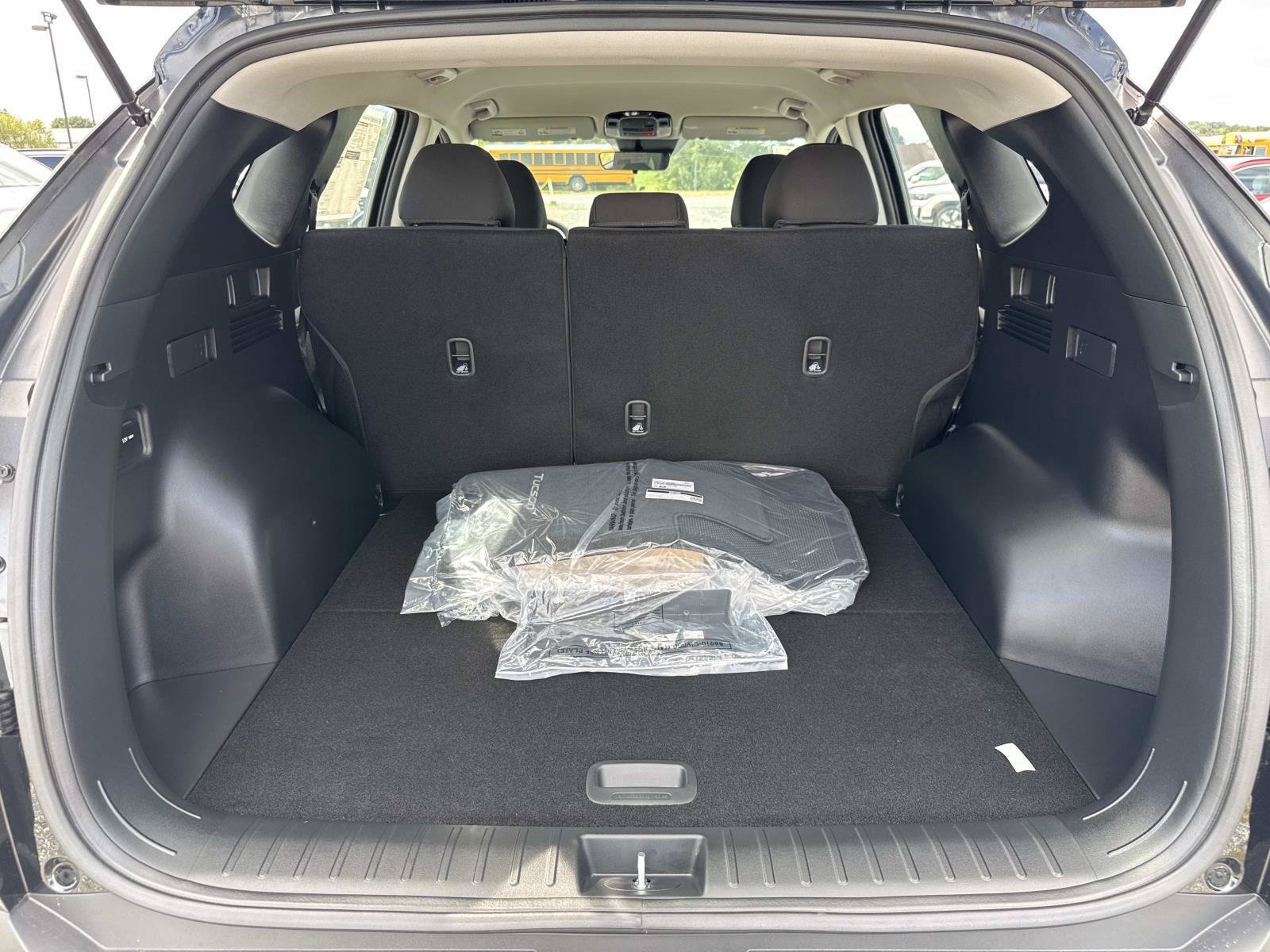 New 2026 Hyundai Tucson SE AWD/4WD image 11