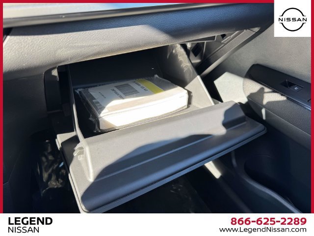 Used 2025 Nissan Kicks S AWD/4WD image 31