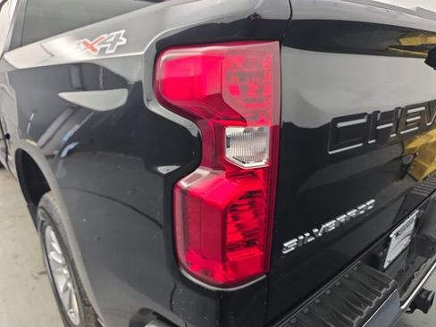 Used 2025 Chevrolet Silverado 1500 LT image 18