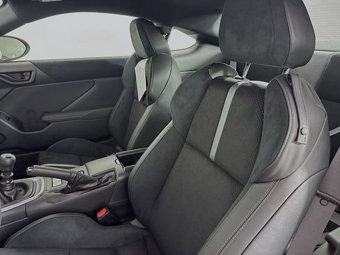 New 2026 Toyota GR86 Premium w/ Performance Package RWD image 34