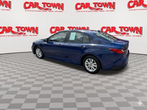 Used 2025 Toyota Camry LE FWD image 6