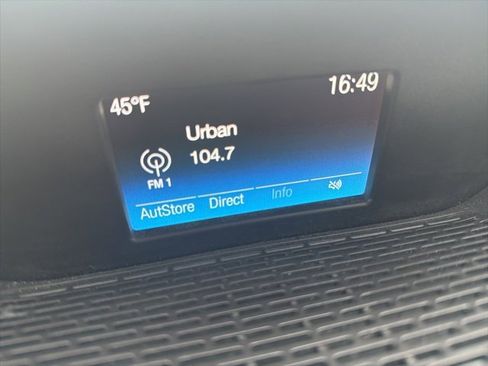 Used 2017 Ford Transit 150 XL image 14