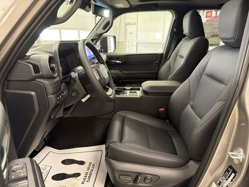 New 2026 Toyota Land Cruiser w/ Premium Package AWD/4WD image 25