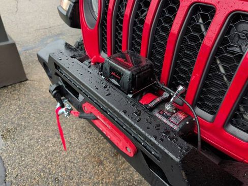 Used 2023 Jeep Gladiator Mojave w/ Cold Weather Group AWD/4WD image 30