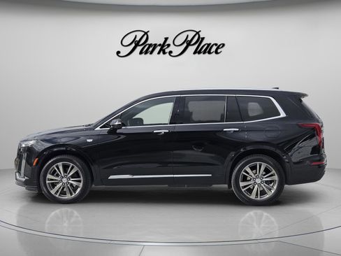 Used 2021 Cadillac XT6 Premium Luxury image 2