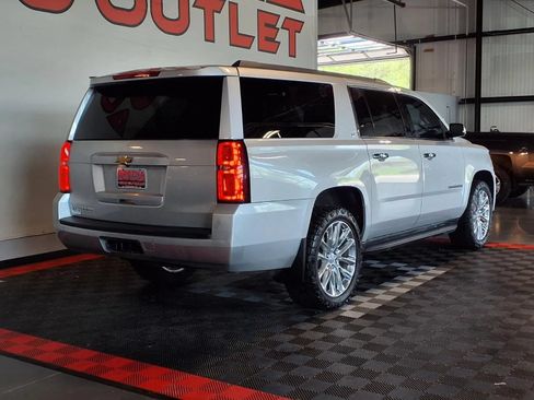 Used 2017 Chevrolet Suburban LT AWD/4WD image 8
