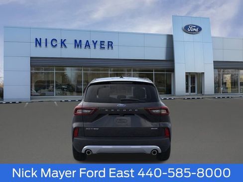 New 2025 Ford Escape Active w/ Active Premium Tech Pack image 5