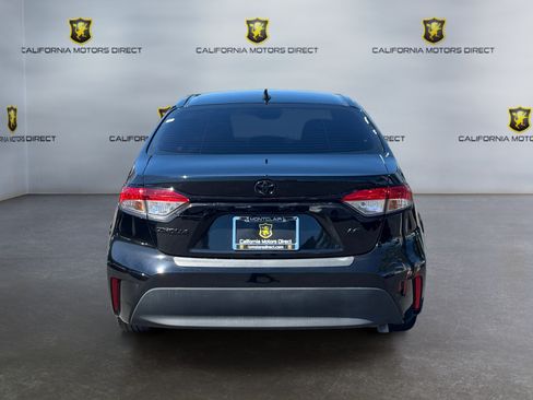 Used 2024 Toyota Corolla LE FWD image 4