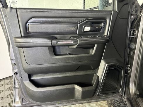 Used 2024 RAM 2500 Limited AWD/4WD image 27