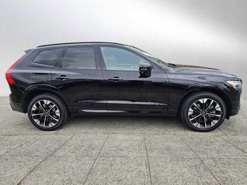 New 2026 Volvo XC60 T8 Plus w/ Climate Package AWD/4WD image 2