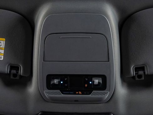 Used 2024 Ford F250 XLT w/ Tremor Off-Road Package image 27