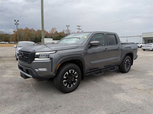 Used 2023 Nissan Frontier PRO-4X w/ Pro Convenience Package image 7