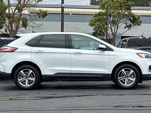 Certified 2024 Ford Edge SEL w/ Convenience Package image 4