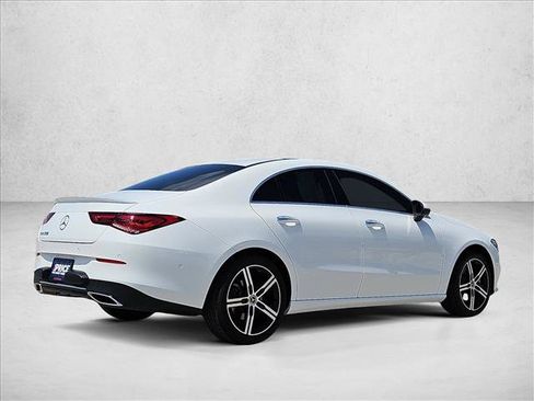 Used 2023 Mercedes-Benz CLA 250 image 5