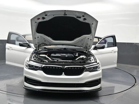 Used 2020 BMW 530i w/ Convenience Package RWD image 41