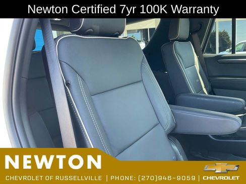 Used 2025 Chevrolet Tahoe Premier AWD/4WD image 24
