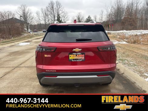 New 2026 Chevrolet Equinox LT w/ Convenience Package II image 8