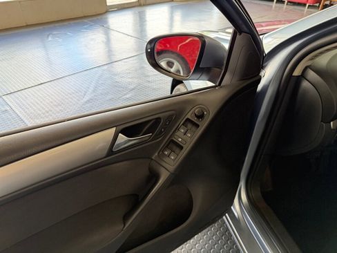 Used 2012 Volkswagen Golf TDI FWD image 13