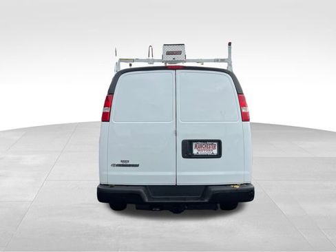 Used 2021 Chevrolet Express 2500 image 6