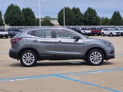 Used 2021 Nissan Rogue Sport S AWD/4WD image 5