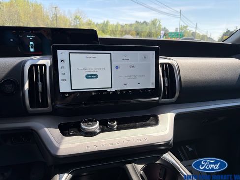 Certified 2025 Ford Expedition Max Active AWD/4WD image 15