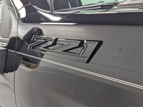 New 2025 Chevrolet Silverado 2500 Custom w/ Custom Value Package image 4