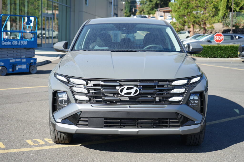 New 2026 Hyundai Tucson SE FWD image 2