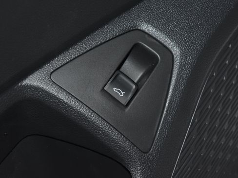 New 2026 Volkswagen Jetta Sport FWD image 5
