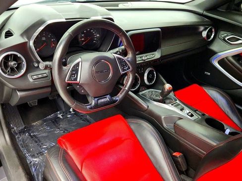 Used 2017 Chevrolet Camaro SS RWD image 13