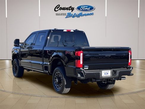 New 2026 Ford F250 Platinum w/ FX4 Off-Road Package image 8