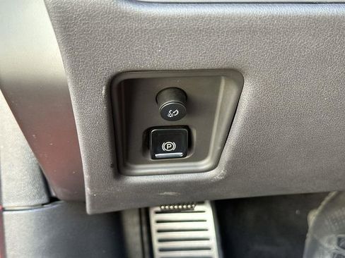 Used 2023 Chevrolet Corvette Stingray w/ Battery Protection Package image 16