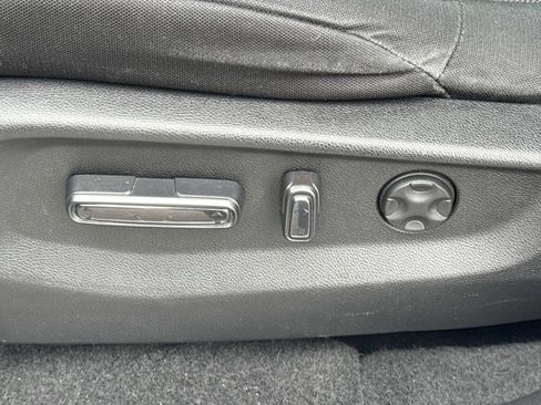 Used 2021 Honda CR-V EX image 17