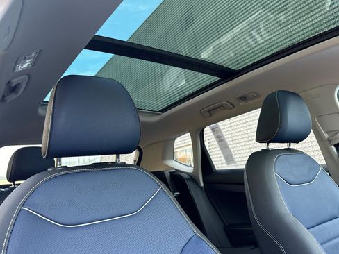 New 2026 Volkswagen Taos SEL image 16