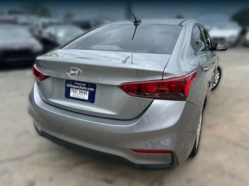 Used 2022 Hyundai Accent SEL image 8