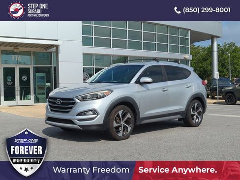 Used 2017 Hyundai Tucson Sport FWD image 1