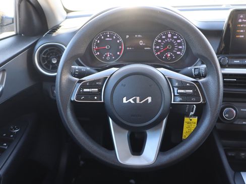 Used 2023 Kia Forte LXS image 15