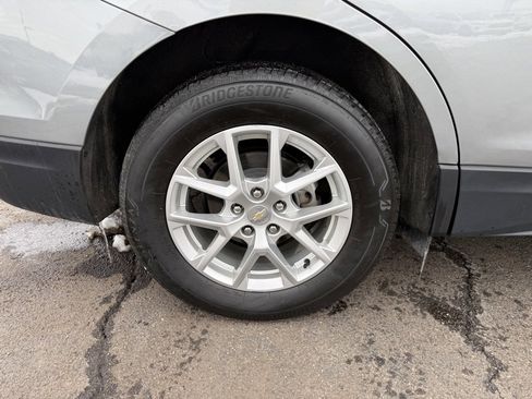 Used 2023 Chevrolet Equinox LT w/ Driver Convenience Package image 31