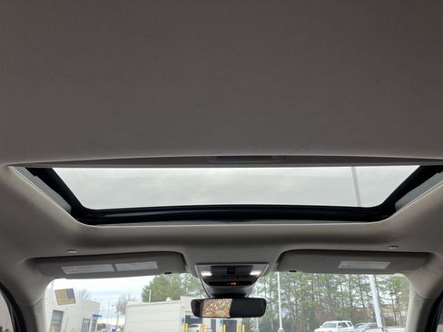 Certified 2024 Honda HR-V EX-L image 31