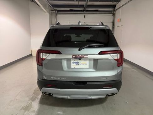Used 2023 GMC Acadia SLT AWD/4WD image 6