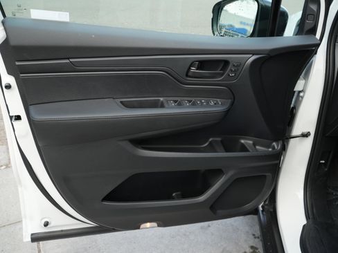 New 2026 Honda Odyssey EX-L image 13