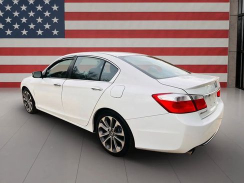 Used 2013 Honda Accord Sport image 9