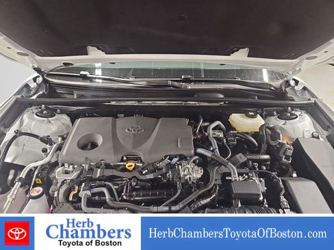 Used 2026 Toyota Camry SE w/ Convenience Package AWD/4WD image 8