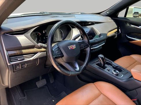 Used 2019 Cadillac XT4 Premium Luxury FWD image 18