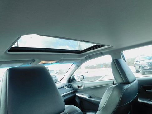 Used 2012 Toyota Camry SE image 20