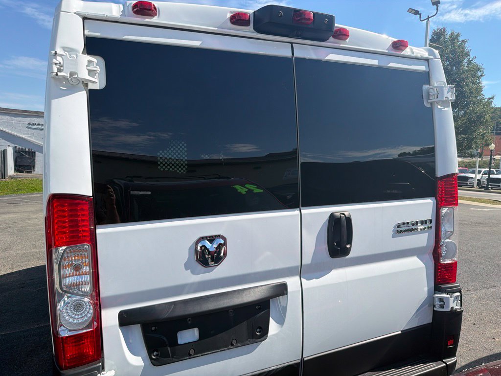 Used 2025 RAM ProMaster 2500 w/ U-Haul Equipment Group FWD image 6