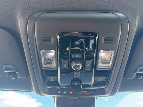 New 2026 Chevrolet Tahoe High Country AWD/4WD image 38