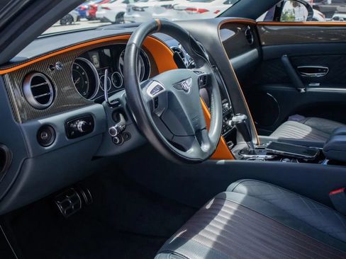 Used 2018 Bentley Flying Spur S V8 AWD/4WD image 40